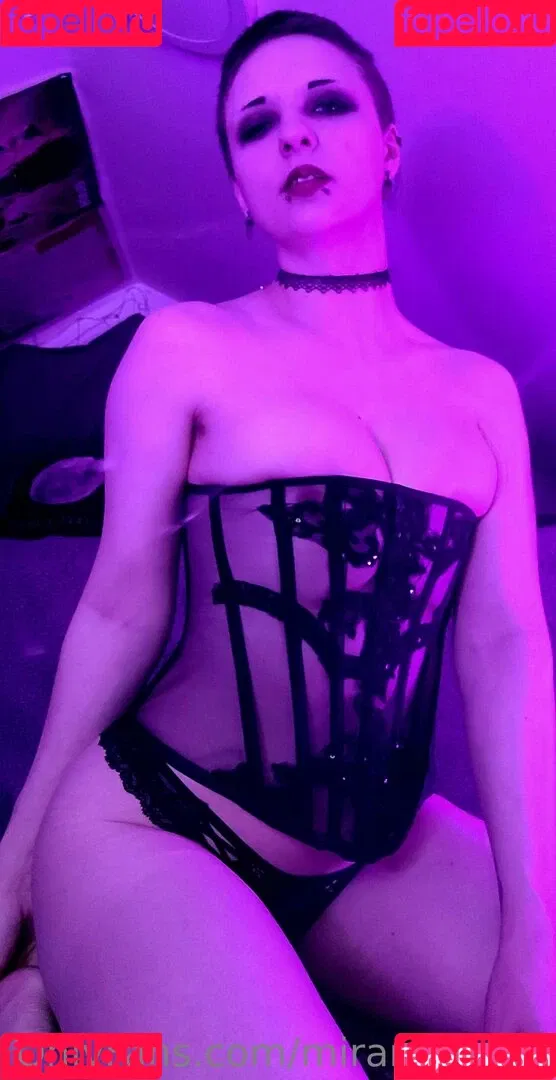 miramira420 Onlyfans Photo Gallery 