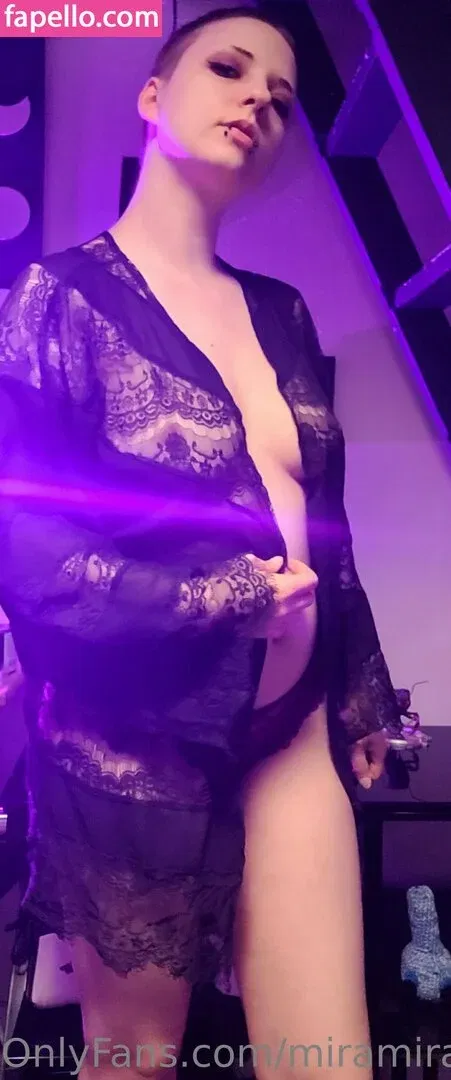 miramira420 Onlyfans Photo Gallery 