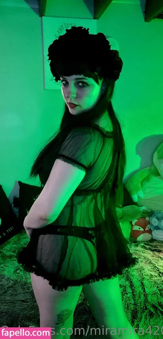 miramira420 Onlyfans Photo Gallery 