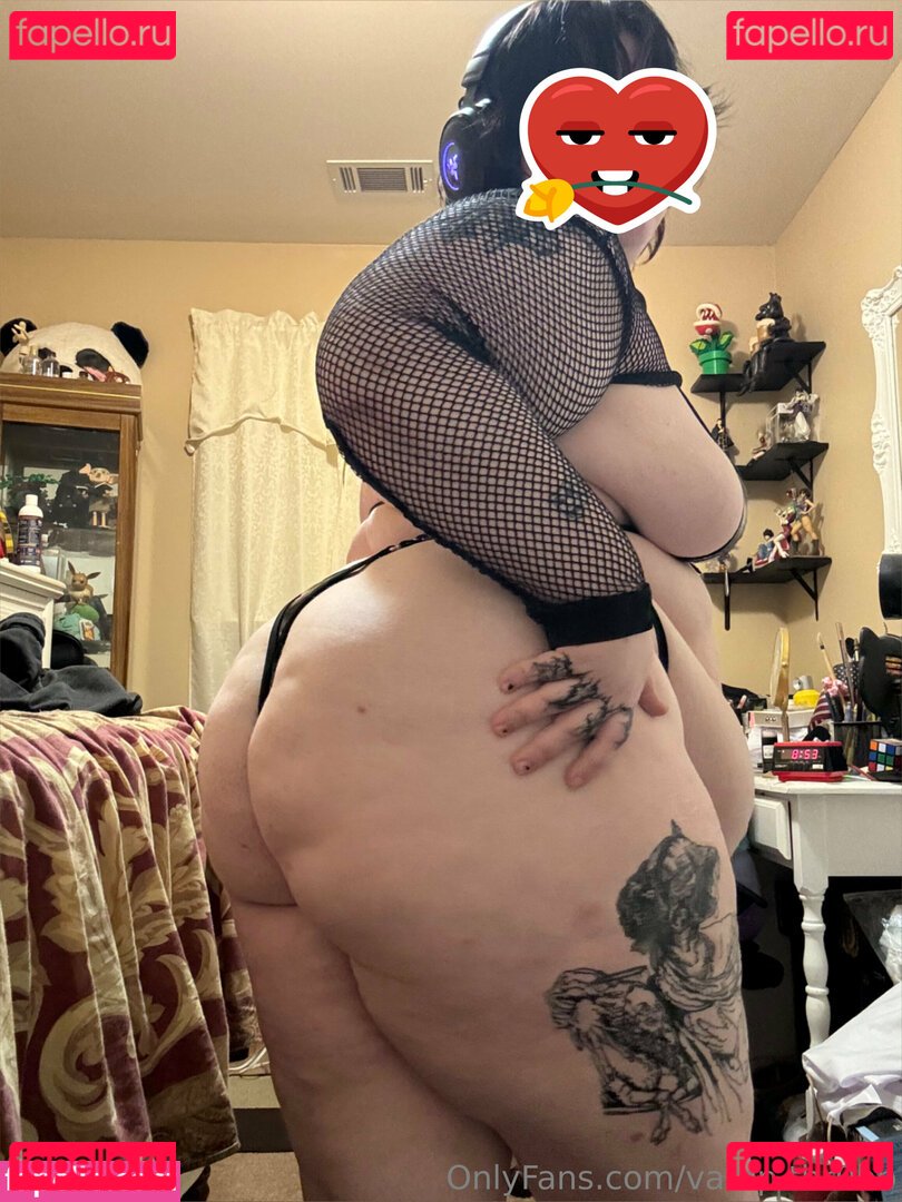 vamp.thr0b / vamp.thr0bb Onlyfans Photo Gallery 