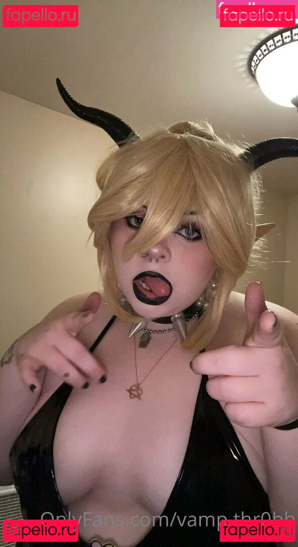 vamp.thr0b / vamp.thr0bb Onlyfans Photo Gallery 