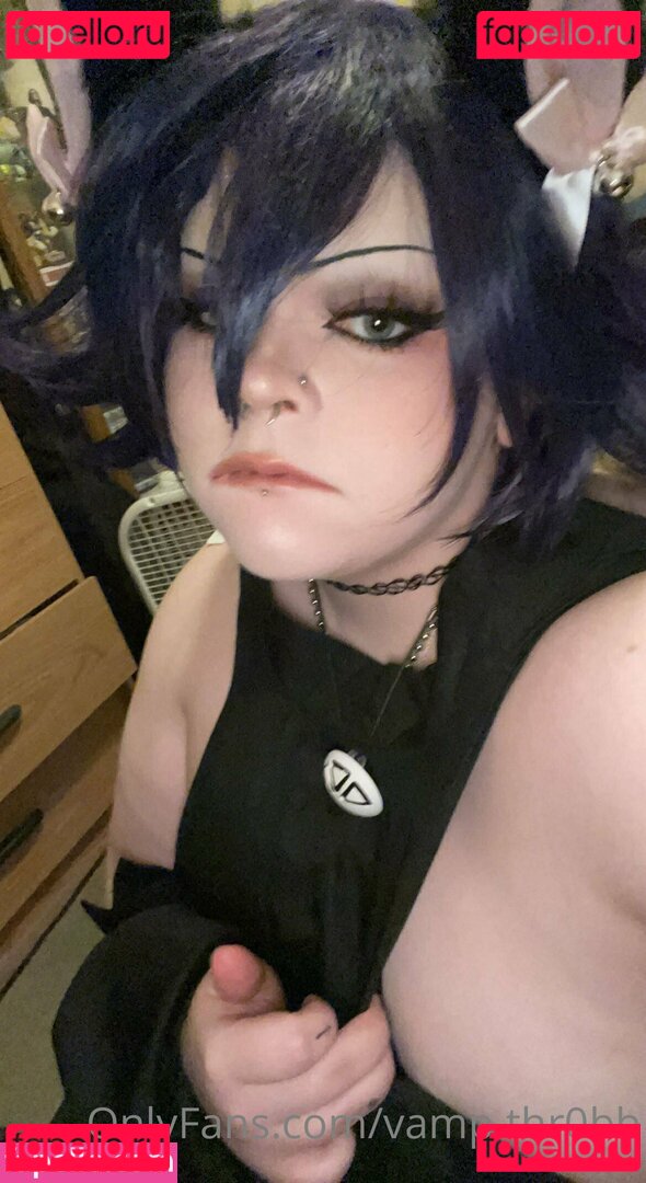 vamp.thr0b / vamp.thr0bb Onlyfans Photo Gallery 