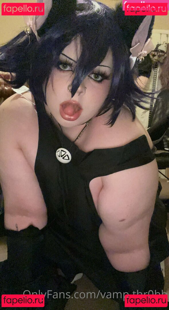 vamp.thr0b / vamp.thr0bb Onlyfans Photo Gallery 
