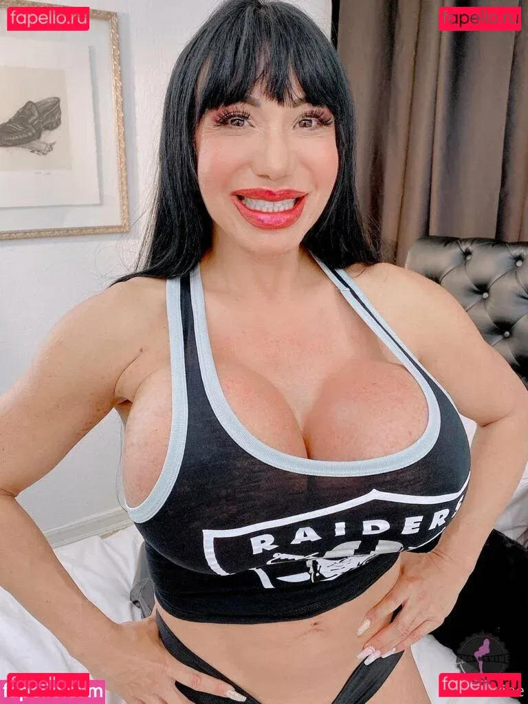 avadevine Onlyfans Photo Gallery 