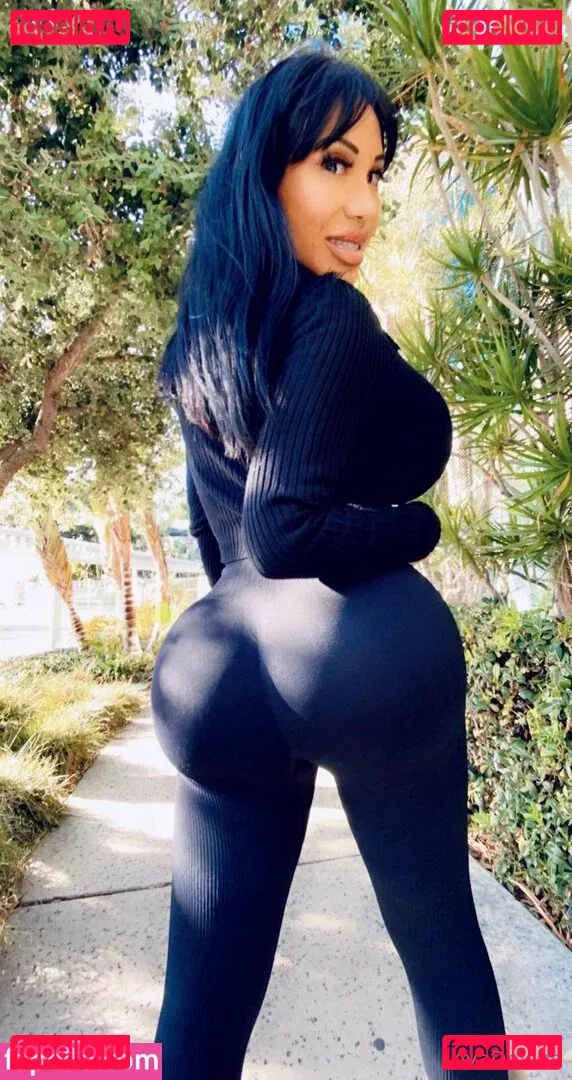 avadevine Onlyfans Photo Gallery 