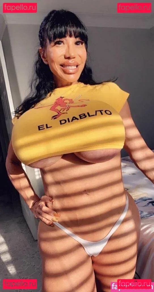avadevine Onlyfans Photo Gallery 