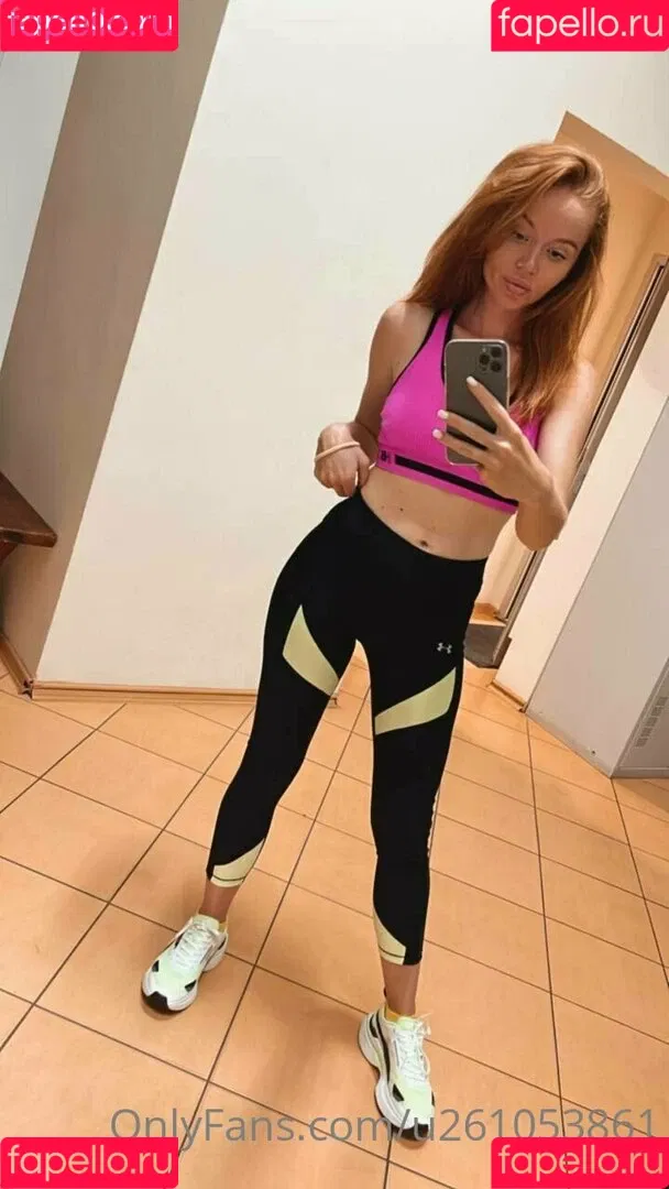 redfoxxxxxxx Onlyfans Photo Gallery 