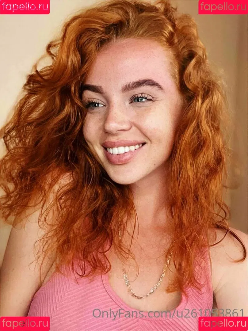redfoxxxxxxx Onlyfans Photo Gallery 