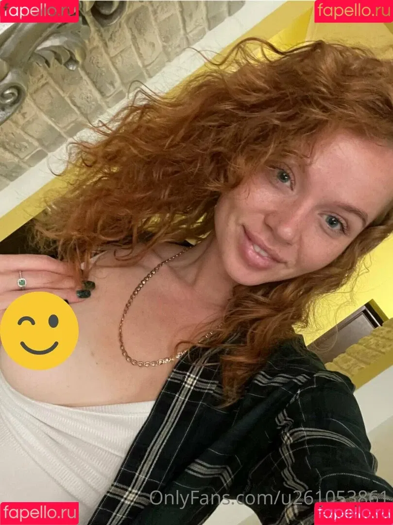 redfoxxxxxxx Onlyfans Photo Gallery 