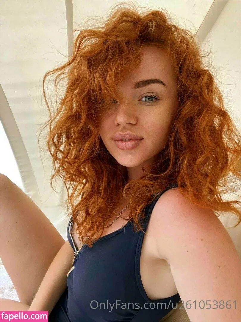 redfoxxxxxxx Onlyfans Photo Gallery 