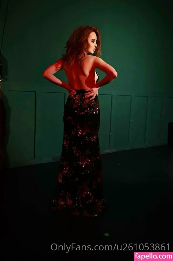 redfoxxxxxxx Onlyfans Photo Gallery 