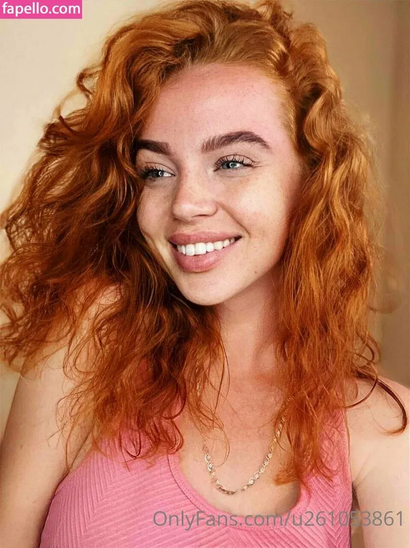 redfoxxxxxxx Onlyfans Photo Gallery 