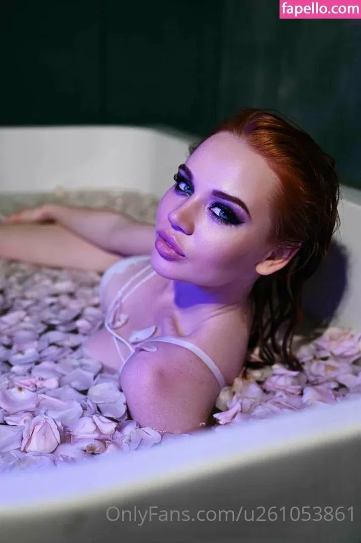 redfoxxxxxxx Onlyfans Photo Gallery 