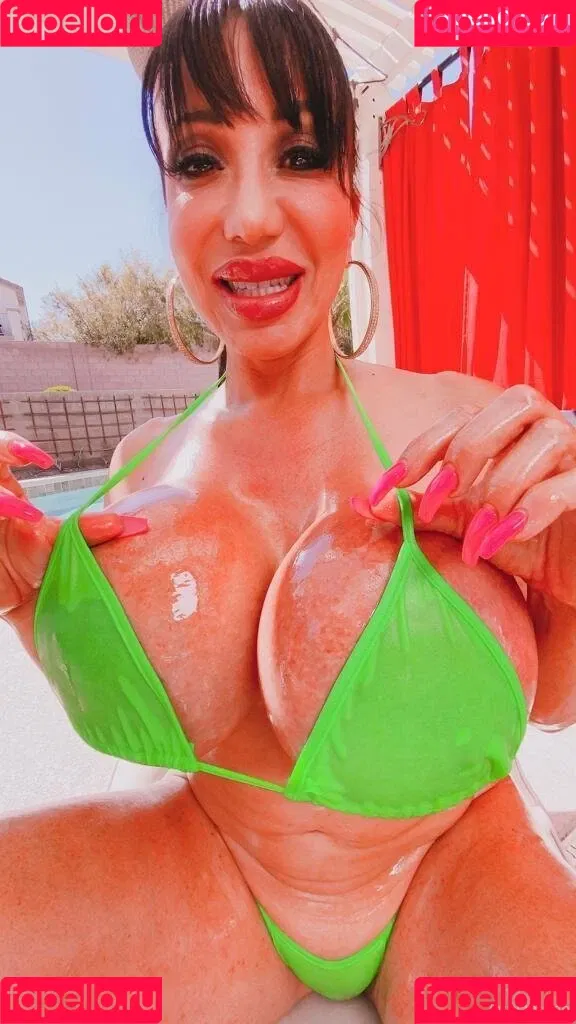 avadevine Onlyfans Photo Gallery 