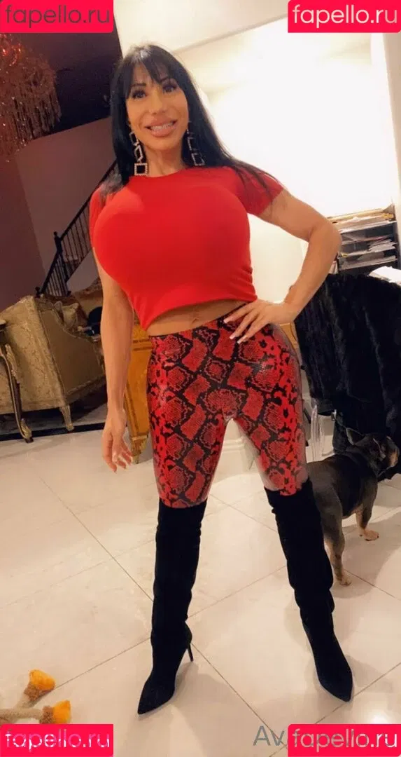 avadevine Onlyfans Photo Gallery 