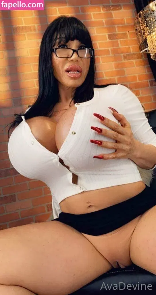avadevine Onlyfans Photo Gallery 