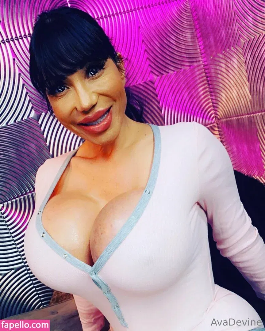 avadevine Onlyfans Photo Gallery 