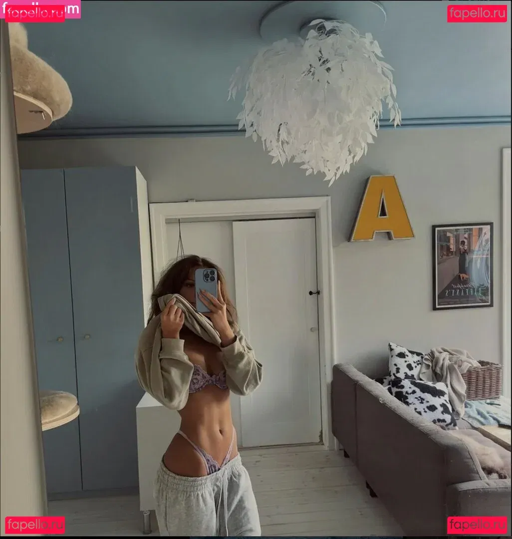 soupinhercan Onlyfans Photo Gallery 