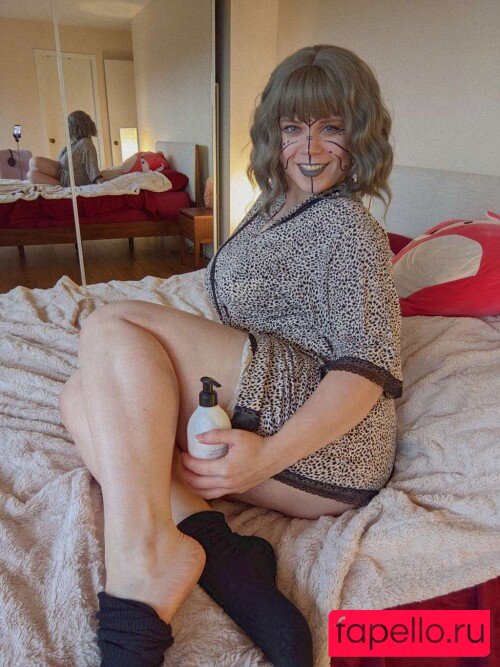 Naomioop Onlyfans Photo Gallery 