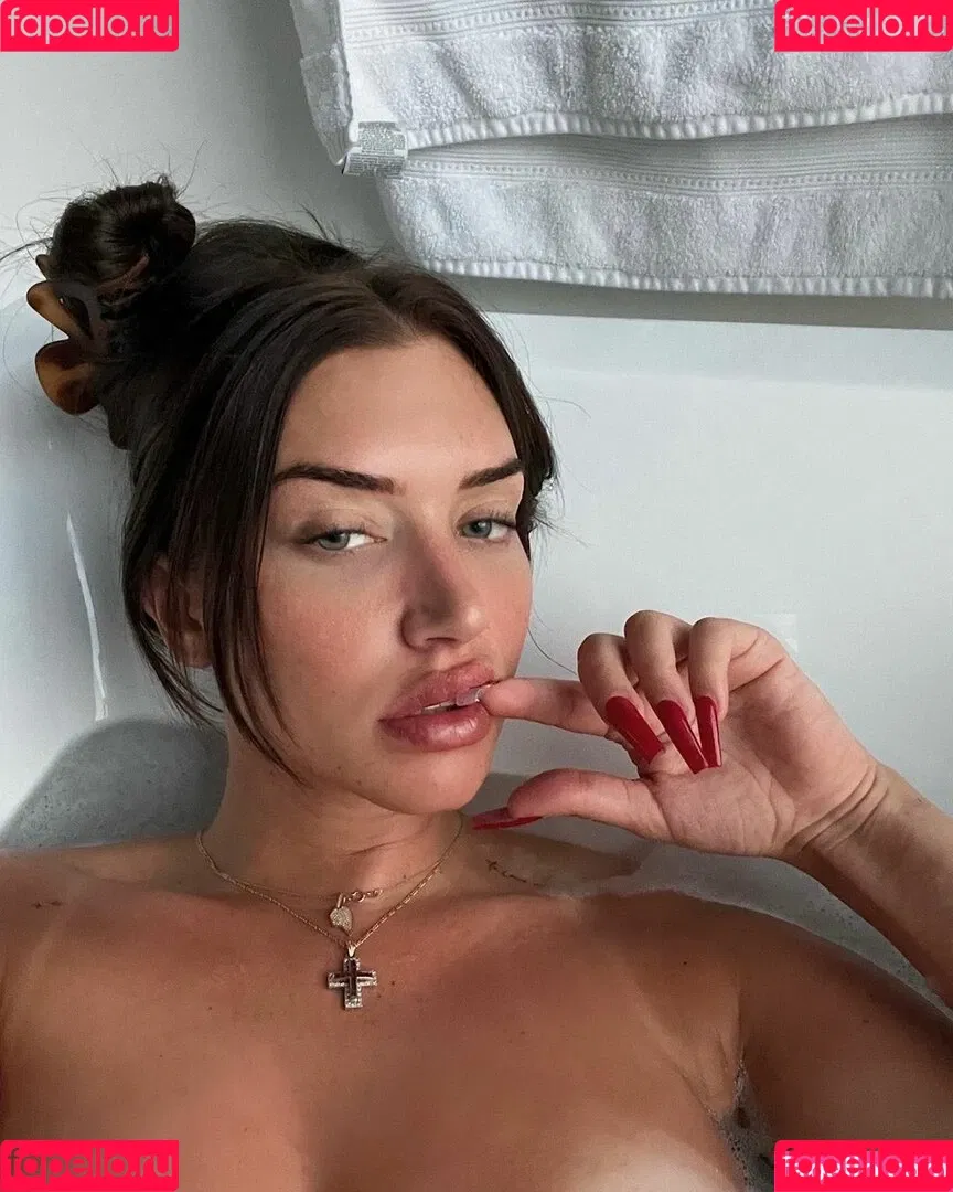 Anastasia Karanikolaou Onlyfans Photo Gallery 