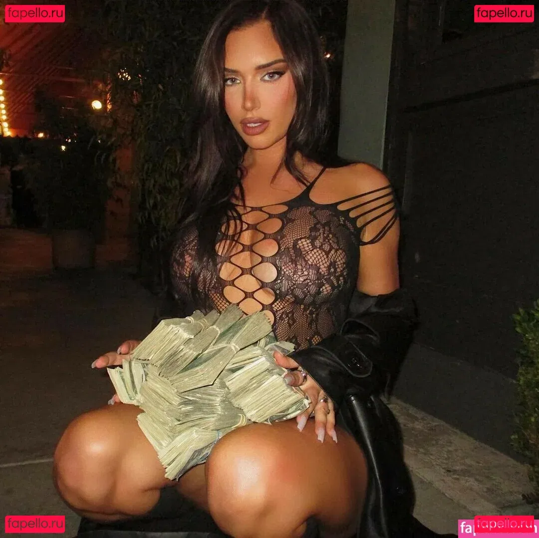 Anastasia Karanikolaou Onlyfans Photo Gallery 