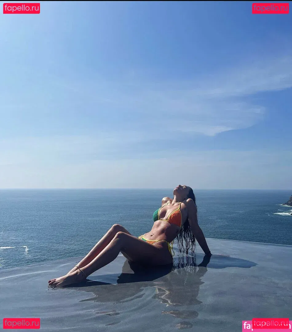 Anastasia Karanikolaou Onlyfans Photo Gallery 