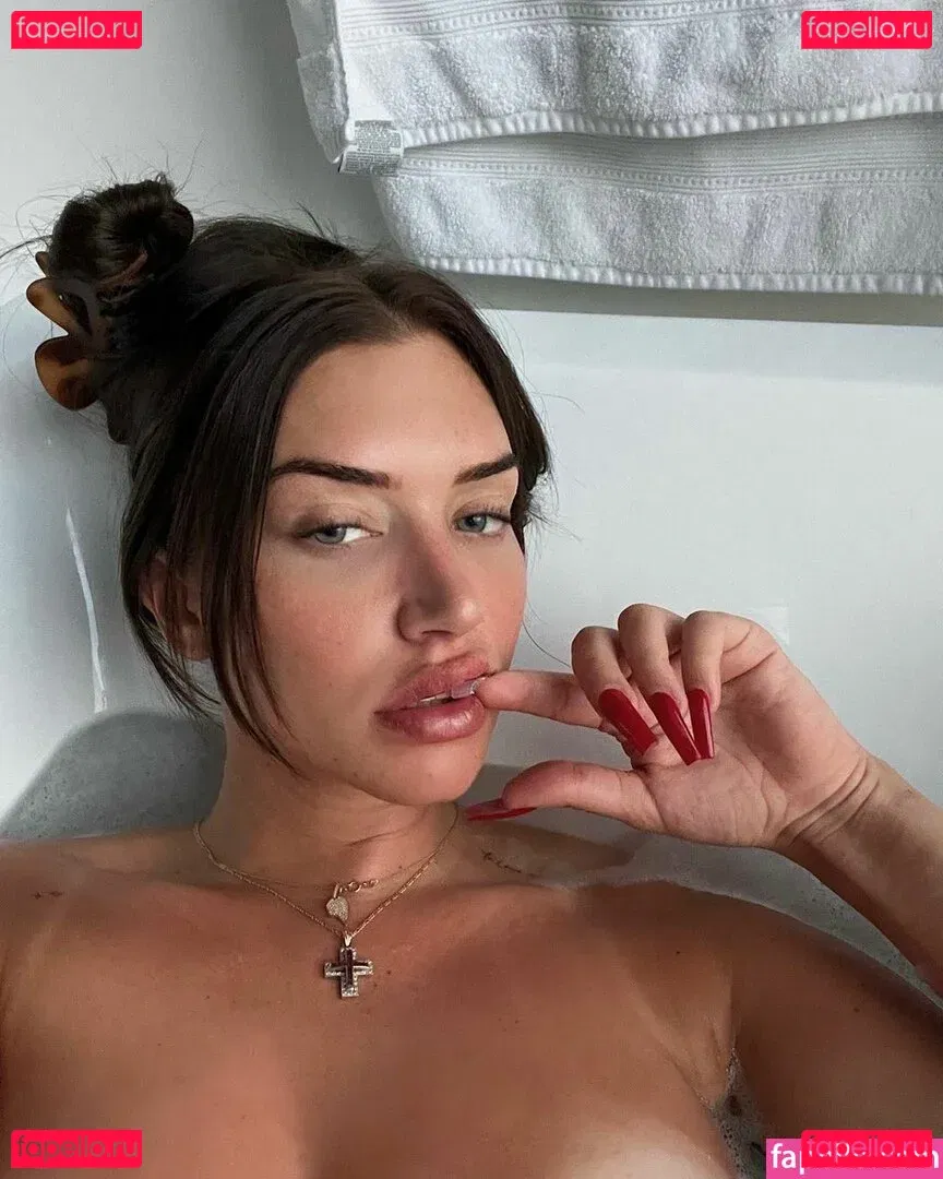 Anastasia Karanikolaou Onlyfans Photo Gallery 