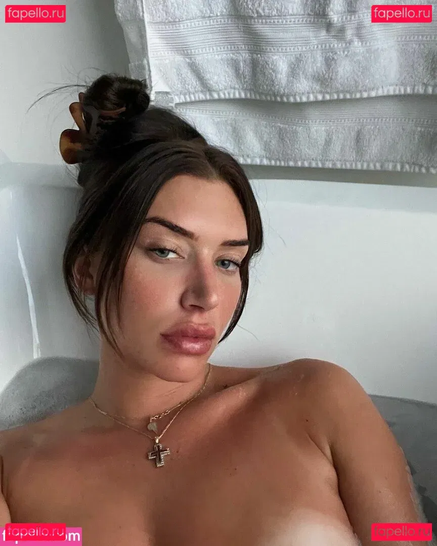Anastasia Karanikolaou Onlyfans Photo Gallery 