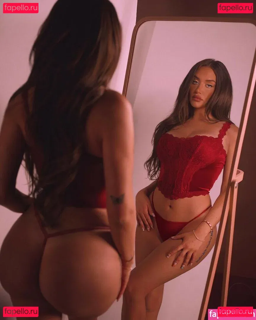 Anastasia Karanikolaou Onlyfans Photo Gallery 