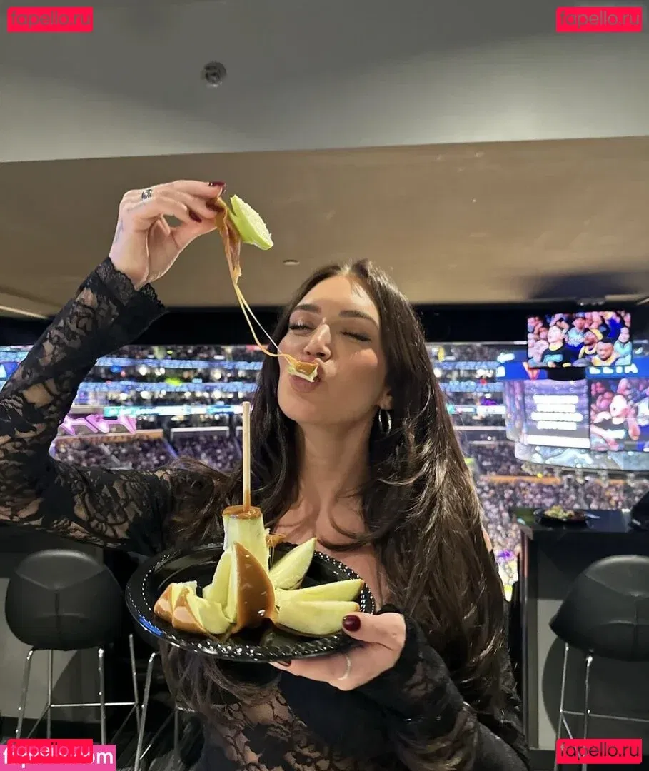 Anastasia Karanikolaou Onlyfans Photo Gallery 