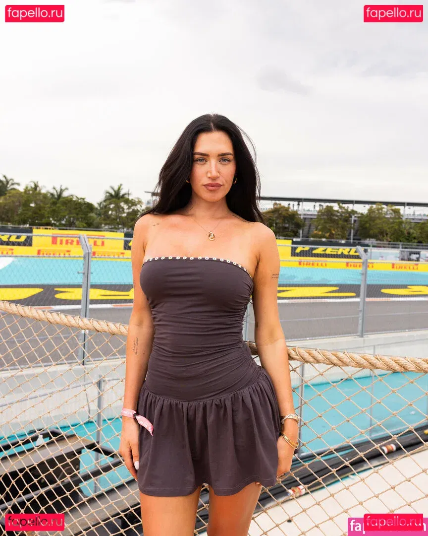 Anastasia Karanikolaou Onlyfans Photo Gallery 