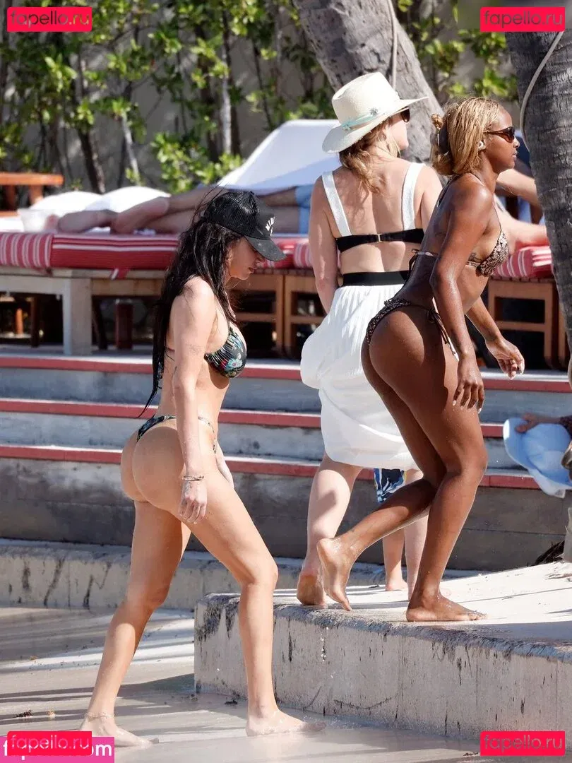 Anastasia Karanikolaou Onlyfans Photo Gallery 