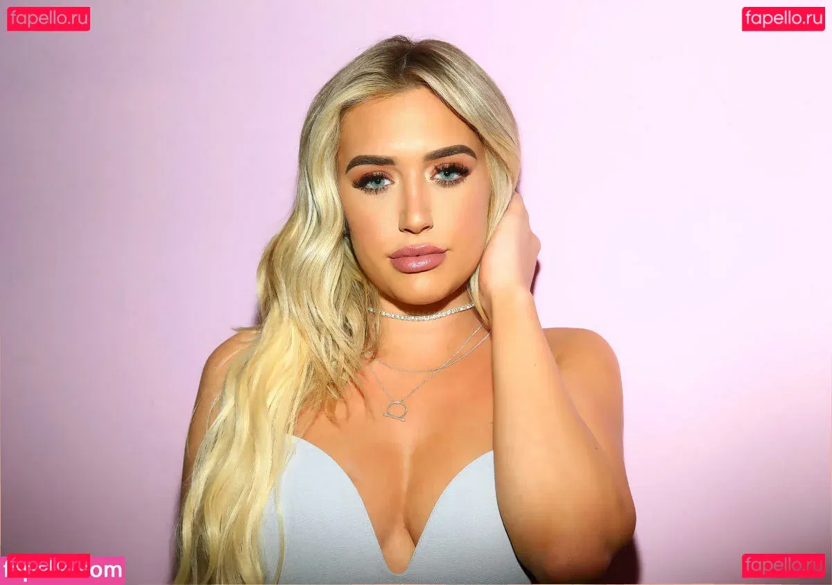 Anastasia Karanikolaou Onlyfans Photo Gallery 