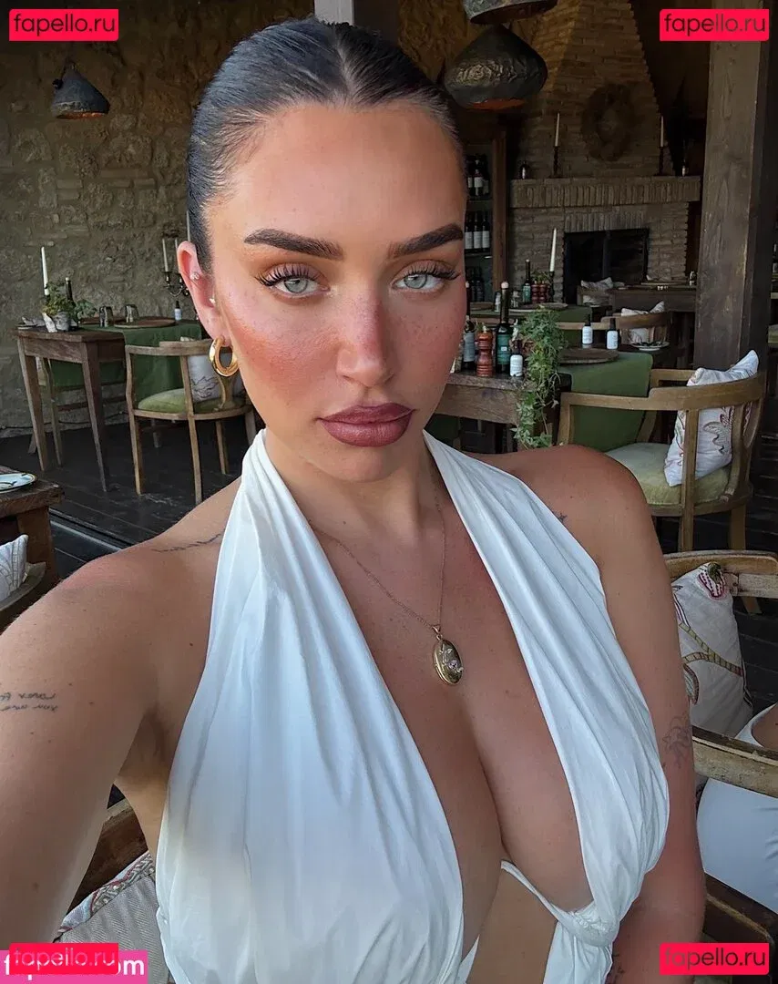 Anastasia Karanikolaou Onlyfans Photo Gallery 