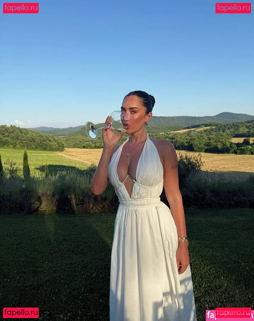 Anastasia Karanikolaou Onlyfans Photo Gallery 