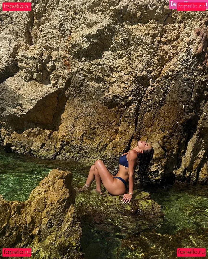 Anastasia Karanikolaou Onlyfans Photo Gallery 