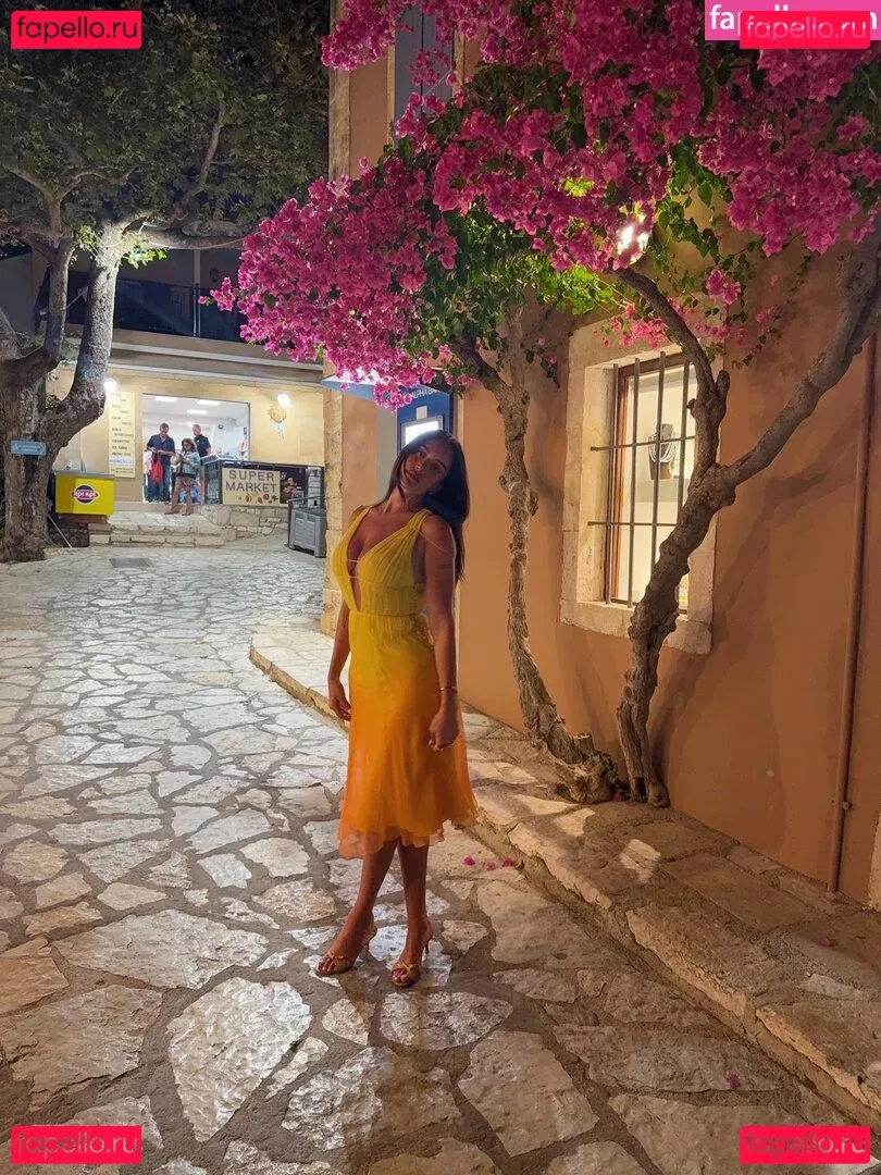 Anastasia Karanikolaou Onlyfans Photo Gallery 