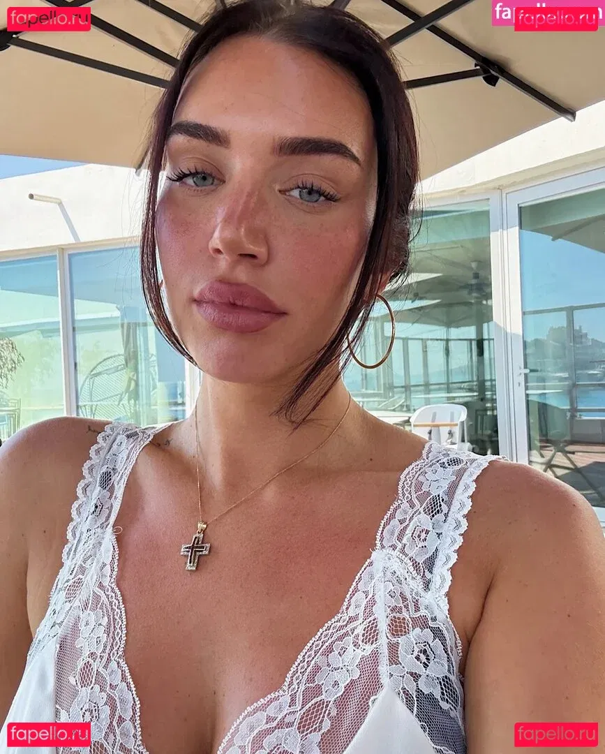 Anastasia Karanikolaou Onlyfans Photo Gallery 