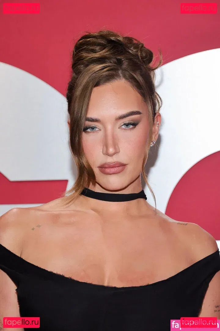 Anastasia Karanikolaou Onlyfans Photo Gallery 