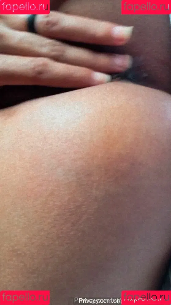 Vitória Almeida Onlyfans Photo Gallery 