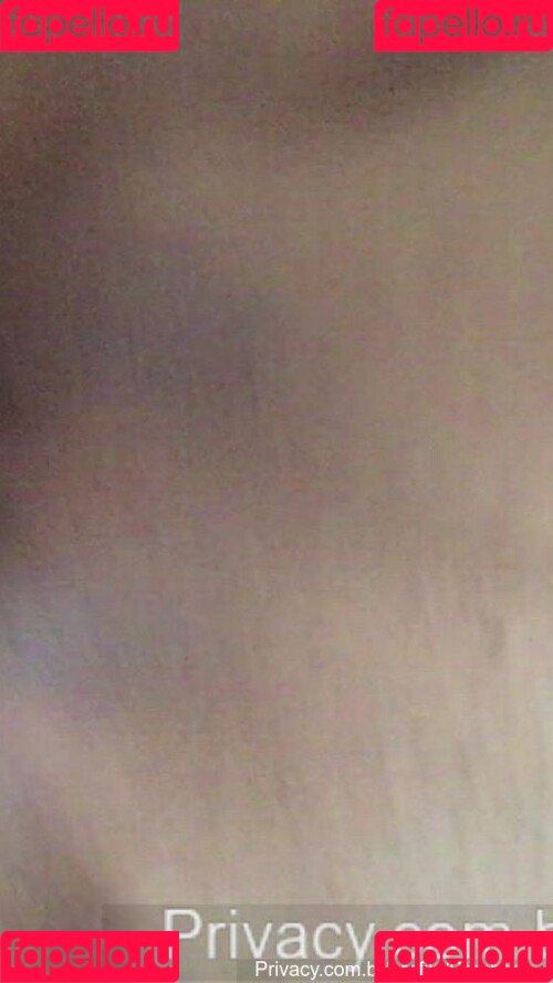 Vitória Almeida Onlyfans Photo Gallery 