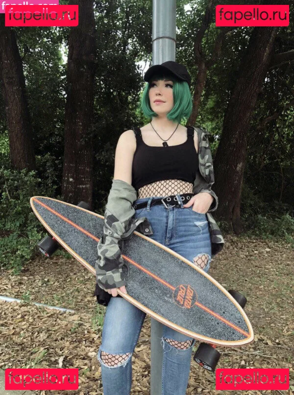 Aestheticallydorky Onlyfans Photo Gallery 