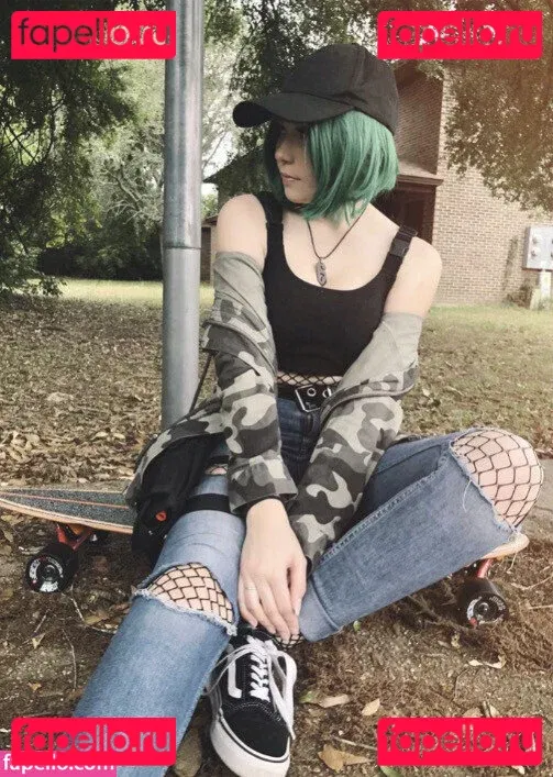 Aestheticallydorky Onlyfans Photo Gallery 