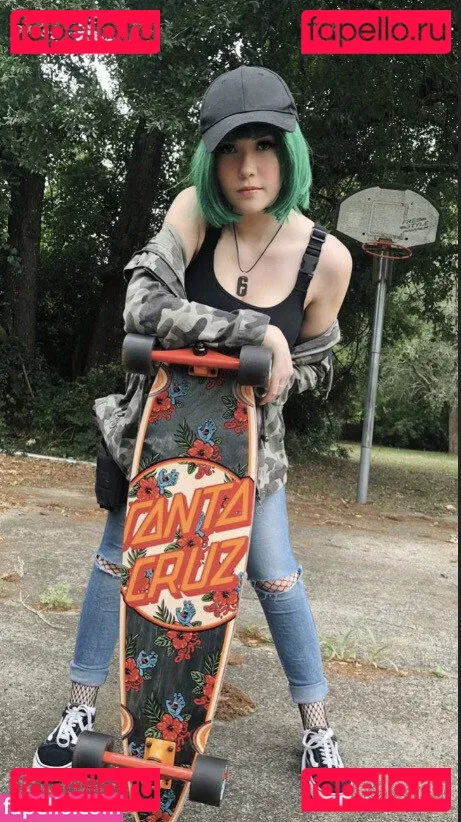 Aestheticallydorky Onlyfans Photo Gallery 