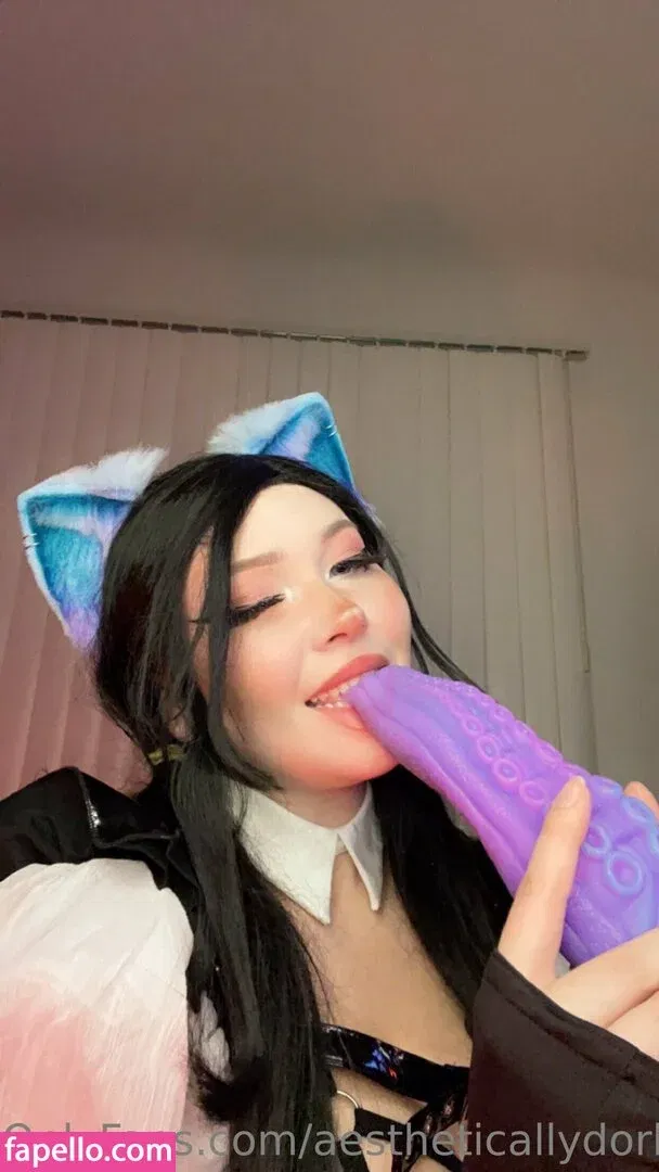 Aestheticallydorky Onlyfans Photo Gallery 