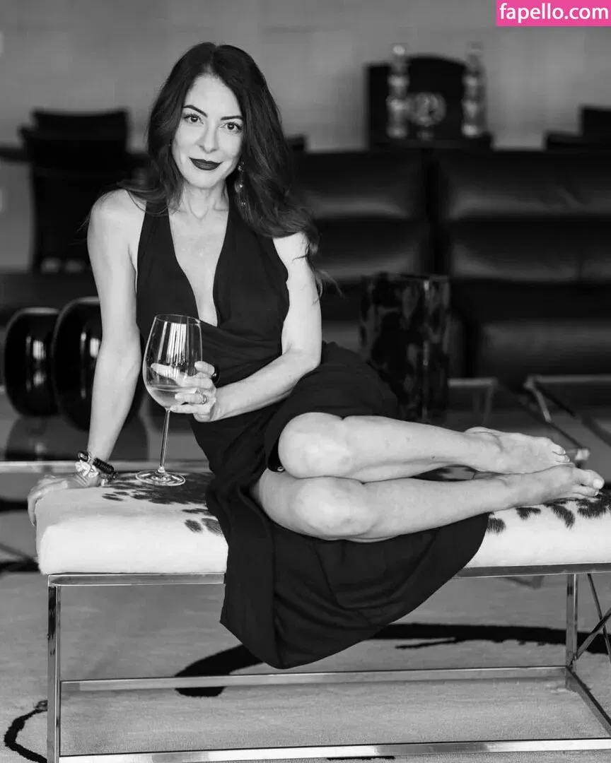 Ana Paula Padrão Onlyfans Photo Gallery 