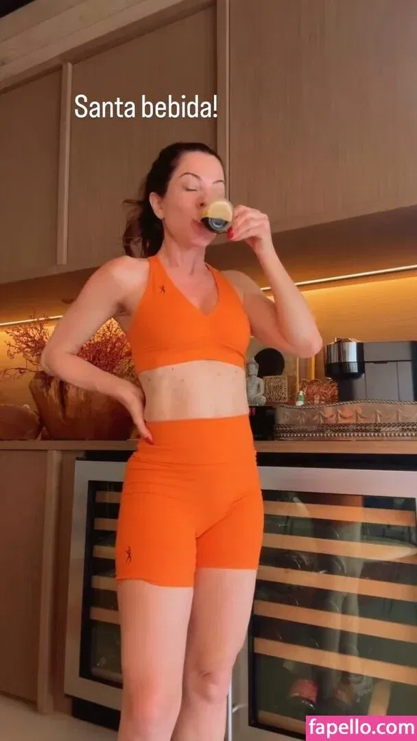 Ana Paula Padrão Onlyfans Photo Gallery 