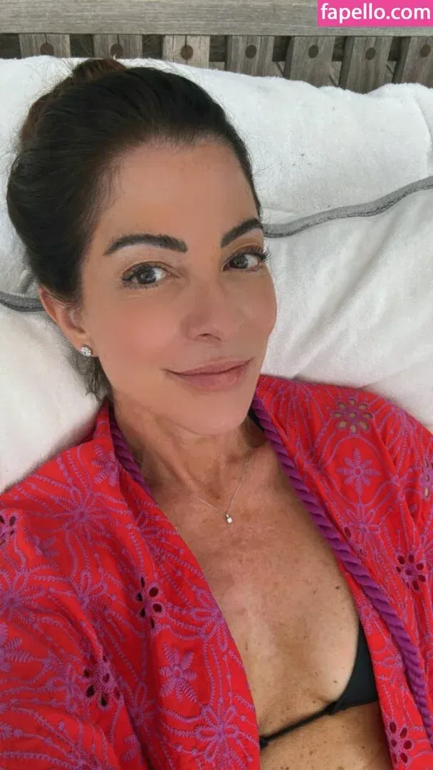 Ana Paula Padrão Onlyfans Photo Gallery 