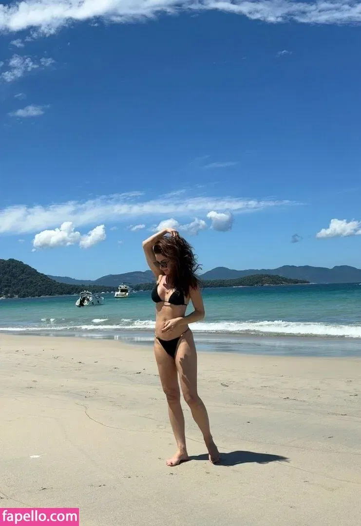 Ana Paula Padrão Onlyfans Photo Gallery 