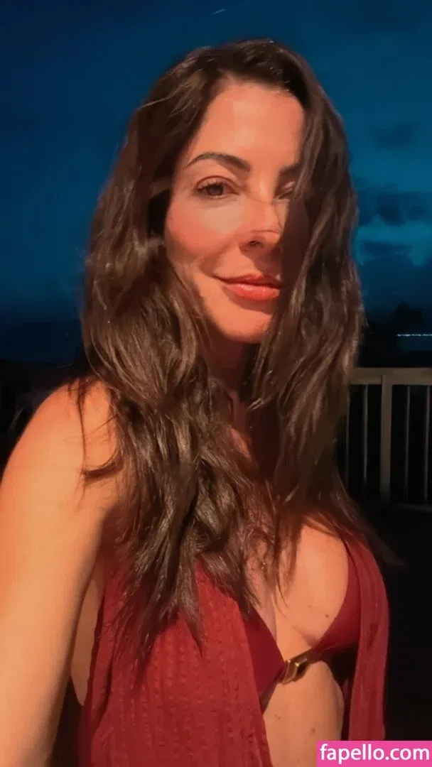 Ana Paula Padrão Onlyfans Photo Gallery 